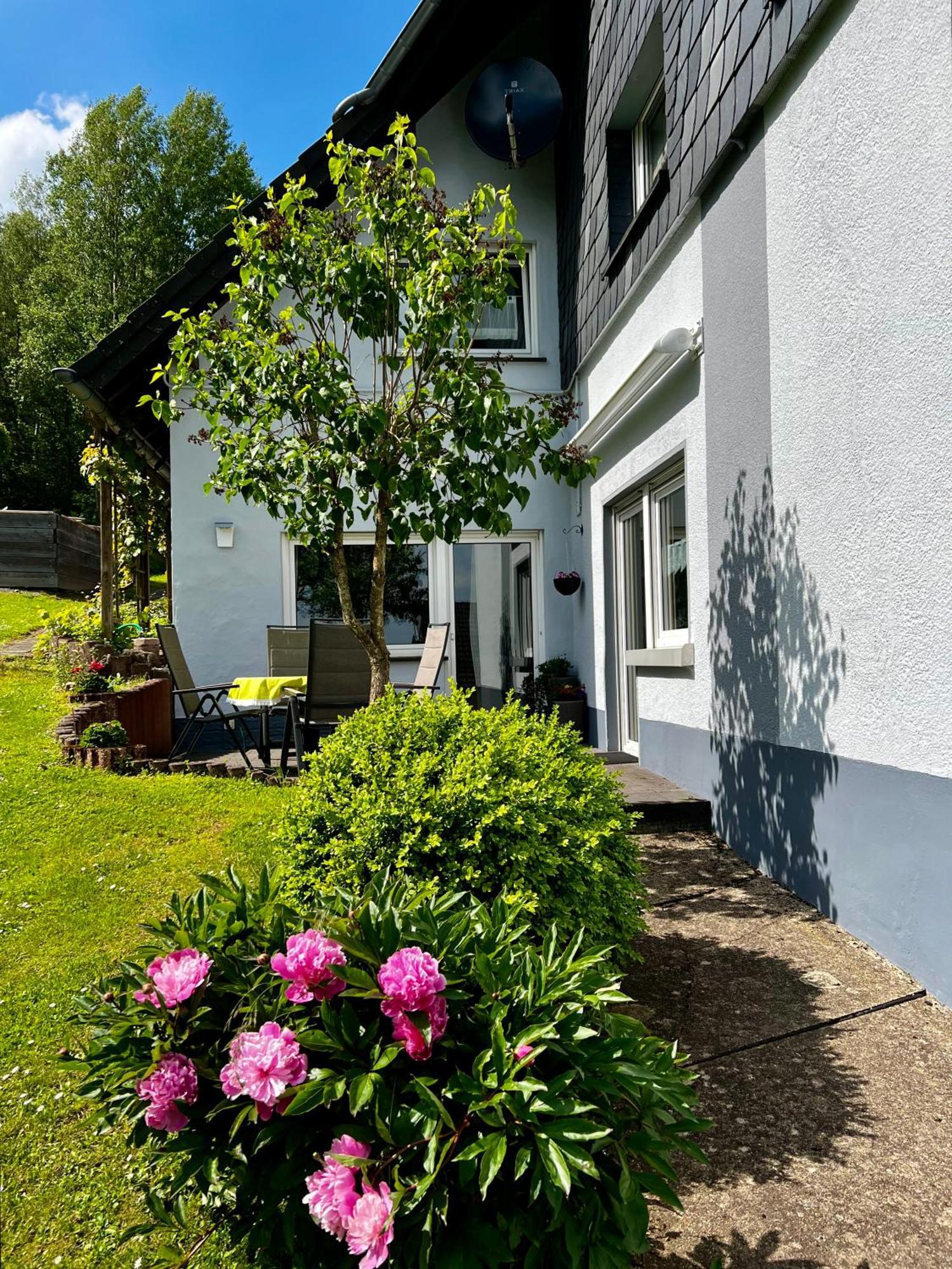 Deine-Eifel-Ferienwohnung Feusdorf Kültér fotó